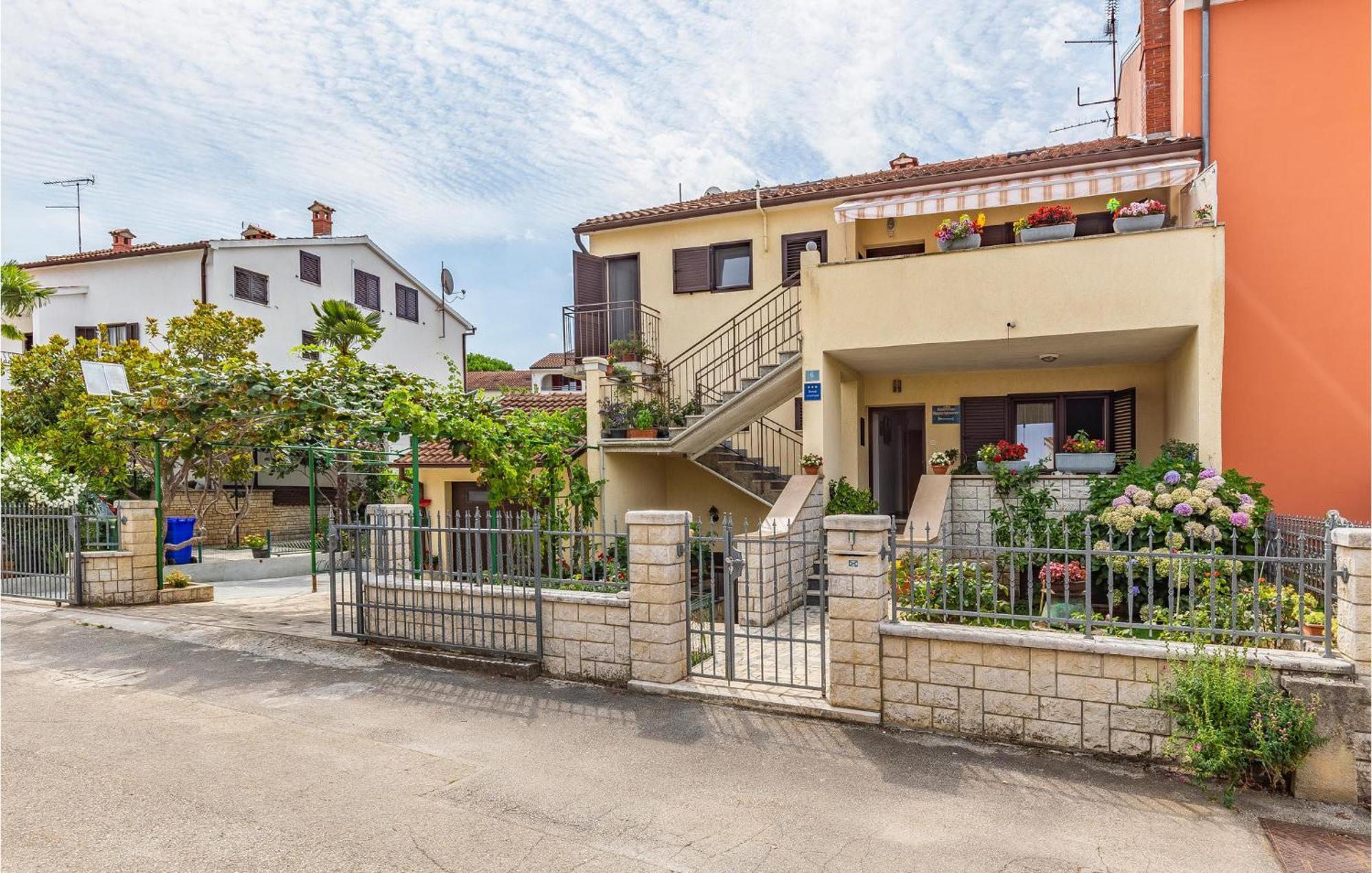 3 Bedroom Stunning In Rovinj