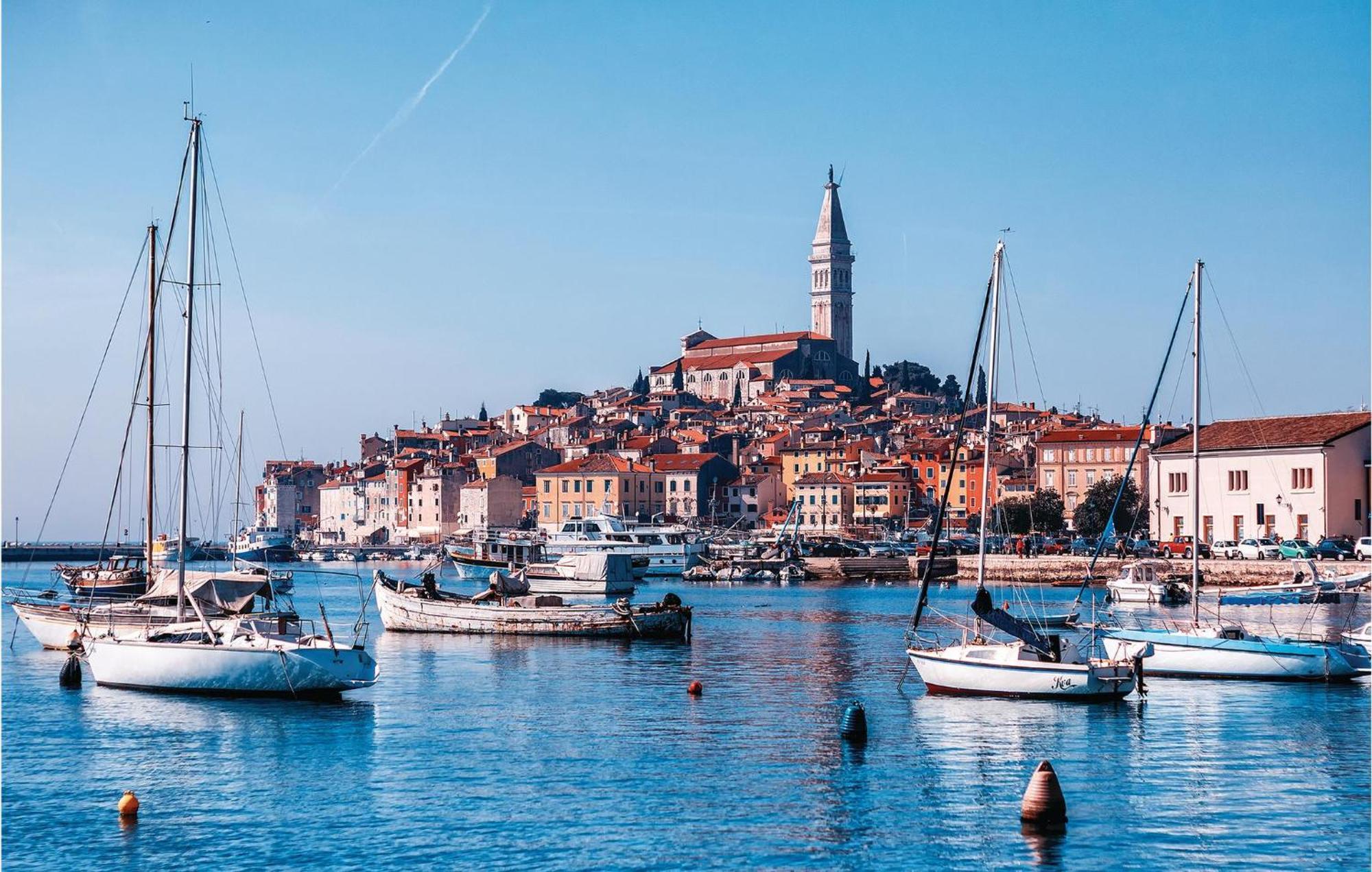 3 Bedroom Stunning In Rovinj